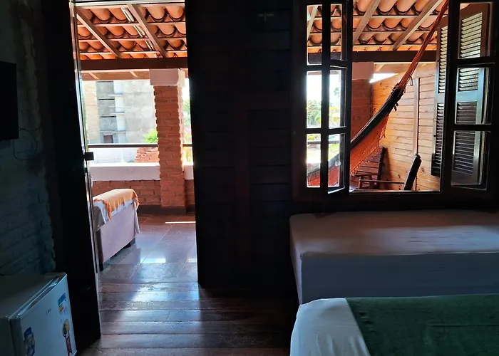 Pousada Vento Brasil CumbucoPousada